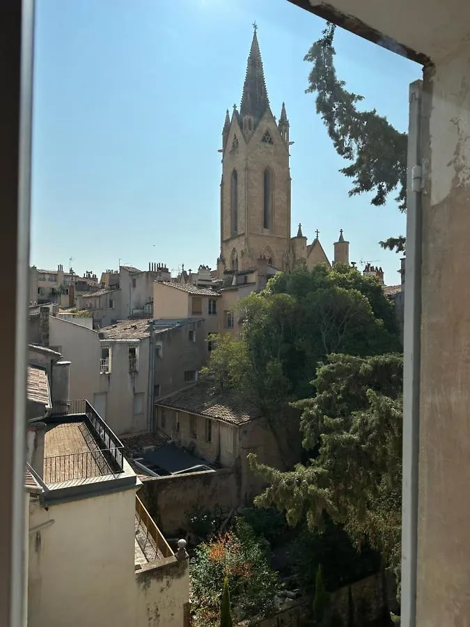 Apartment Cabadol - Appartement Aix Centre Historique - Tres Calme - 50M Cours Mirabeau Aix-en-Provence